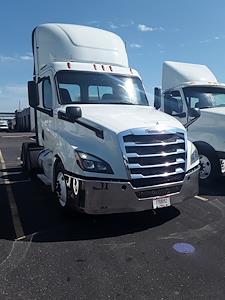 Used 2019 Freightliner Cascadia Day Cab 6x4, Semi Truck for sale #820740 - photo 1