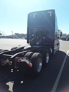 Used 2019 Freightliner Cascadia Sleeper Cab 6x4, Semi Truck for sale #837003 - photo 2