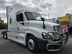 Used 2020 Freightliner Cascadia Sleeper Cab 6x4, Semi Truck for sale #270257 - photo 4