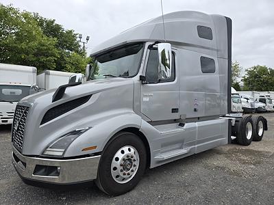 Used 2020 Volvo VNL 6x4, Semi Truck for sale #272538 - photo 1