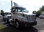 Used 2016 Freightliner Cascadia 4x2, Semi Truck for sale #364090 - photo 10