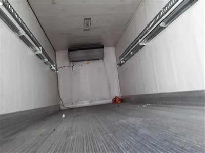 Used 2012 Mitsubishi Fuso Truck, Refrigerated Body for sale #488581 - photo 2