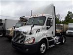Used 2013 Freightliner Cascadia Day Cab 4x2, Semi Truck for sale #497186 - photo 1