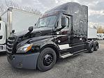 Used 2021 Freightliner Cascadia Sleeper Cab 6x4, Semi Truck for sale #509884 - photo 1