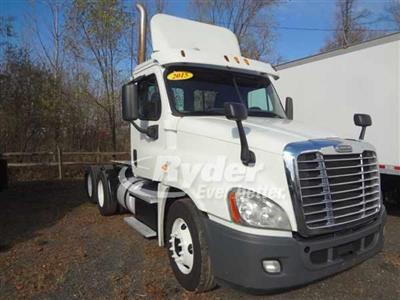 Used 2015 Freightliner Cascadia Day Cab 6x4, Semi Truck for sale #563938 - photo 1