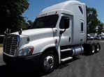 Used 2016 Freightliner Cascadia Sleeper Cab 6x4, Semi Truck for sale #647361 - photo 1
