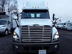 Used 2016 Freightliner Cascadia Day Cab 6x4, Semi Truck for sale #647853 - photo 3