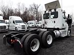 Used 2016 Freightliner Cascadia Day Cab 6x4, Semi Truck for sale #647853 - photo 5