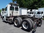 Used 2016 Freightliner Cascadia Day Cab 6x4, Semi Truck for sale #655674 - photo 2