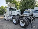 Used 2017 Freightliner Cascadia Day Cab 6x4, Semi Truck for sale #676781 - photo 8