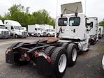 Used 2017 Freightliner Cascadia Day Cab 6x4, Semi Truck for sale #676782 - photo 6