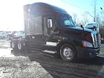 Used 2018 Freightliner Cascadia Sleeper Cab 6x4, Semi Truck for sale #682507 - photo 3