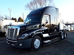 Used 2018 Freightliner Cascadia Sleeper Cab 6x4, Semi Truck for sale #682514 - photo 1