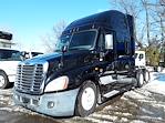 Used 2018 Freightliner Cascadia Sleeper Cab 6x4, Semi Truck for sale #682525 - photo 1