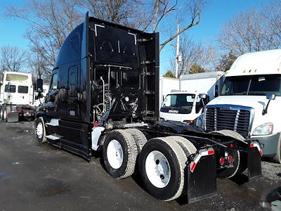 Used 2018 Freightliner Cascadia Sleeper Cab 6x4, Semi Truck for sale #682526 - photo 2