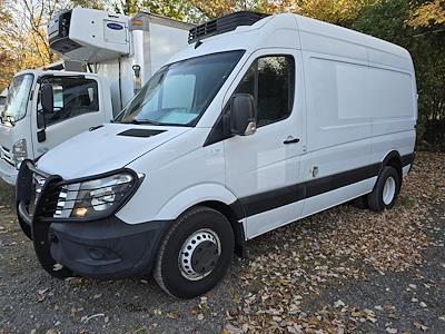 Used 2017 Freightliner Sprinter 3500 4x2, Empty Cargo Van for sale #744172 - photo 1