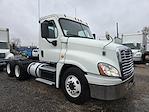 Used 2018 Freightliner Cascadia Day Cab 6x4, Semi Truck for sale #769738 - photo 3