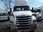 Used 2019 Freightliner Cascadia Day Cab 6x4, Semi Truck for sale #782144 - photo 3