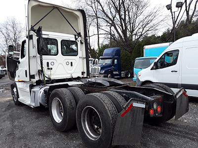 Used 2019 Freightliner Cascadia Day Cab 6x4, Semi Truck for sale #786654 - photo 2