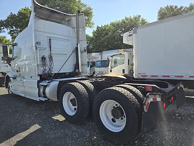 Used 2019 Volvo VNR Conventional Cab 6x4, Semi Truck for sale #787045 - photo 2