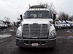 Used 2018 Freightliner Cascadia Day Cab 4x2, Semi Truck for sale #788399 - photo 3