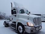 Used 2018 Freightliner Cascadia Day Cab 4x2, Semi Truck for sale #788864 - photo 4