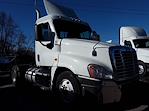 Used 2018 Freightliner Cascadia Day Cab 4x2, Semi Truck for sale #788977 - photo 4