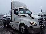 Used 2019 Freightliner Cascadia Day Cab 6x4, Semi Truck for sale #789437 - photo 4