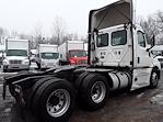 Used 2019 Freightliner Cascadia Day Cab 6x4, Semi Truck for sale #789437 - photo 5