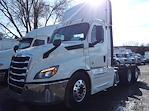 Used 2019 Freightliner Cascadia Day Cab 6x4, Semi Truck for sale #789440 - photo 1