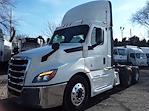 Used 2019 Freightliner Cascadia Day Cab 6x4, Semi Truck for sale #789441 - photo 1