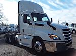 Used 2019 Freightliner Cascadia Day Cab 6x4, Semi Truck for sale #789441 - photo 4