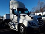 Used 2019 Freightliner Cascadia Day Cab 6x4, Semi Truck for sale #789442 - photo 4