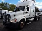 Used 2018 Freightliner Cascadia Sleeper Cab 6x4, Semi Truck for sale #800030 - photo 1