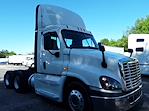 Used 2019 Freightliner Cascadia Day Cab 6x4, Semi Truck for sale #808246 - photo 4