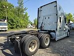 Used 2019 Freightliner Cascadia Sleeper Cab 6x4, Semi Truck for sale #813195 - photo 5