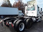 Used 2018 Freightliner Cascadia Day Cab 6x4, Semi Truck for sale #814634 - photo 5