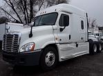 Used 2019 Freightliner Cascadia Sleeper Cab 6x4, Semi Truck for sale #834713 - photo 1