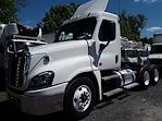 Used 2020 Freightliner Cascadia Day Cab 6x4, Semi Truck for sale #895105 - photo 1