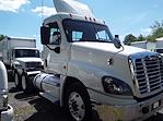 Used 2020 Freightliner Cascadia Day Cab 6x4, Semi Truck for sale #895105 - photo 4