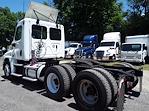 Used 2020 Freightliner Cascadia Day Cab 6x4, Semi Truck for sale #895108 - photo 2