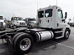Used 2015 Freightliner Cascadia 4x2, Semi Truck for sale #343555 - photo 5