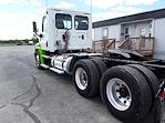 Used 2016 Freightliner Cascadia 6x4, Semi Truck for sale #374257 - photo 6