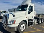 Used 2016 Freightliner Cascadia Day Cab 6x4, Semi Truck for sale #389085 - photo 1