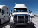 Used 2016 Freightliner Cascadia Day Cab 6x4, Semi Truck for sale #647106 - photo 1