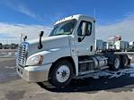 Used 2016 Freightliner Cascadia Day Cab 6x4, Semi Truck for sale #654947 - photo 3