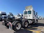 Used 2017 Freightliner Cascadia Day Cab 6x4, Semi Truck for sale #666456 - photo 5