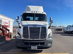 Used 2017 Freightliner Cascadia Day Cab 4x2, Semi Truck for sale #674010 - photo 6