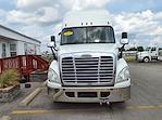 Used 2019 Freightliner Cascadia Sleeper Cab 6x4, Semi Truck for sale #809334 - photo 3