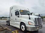 Used 2019 Freightliner Cascadia Sleeper Cab 6x4, Semi Truck for sale #813249 - photo 1